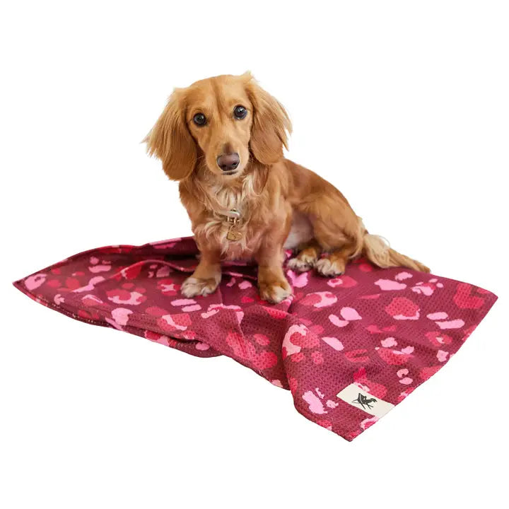 Dock & Bay Quick Dry Dog Towel Pink Paws - Medium