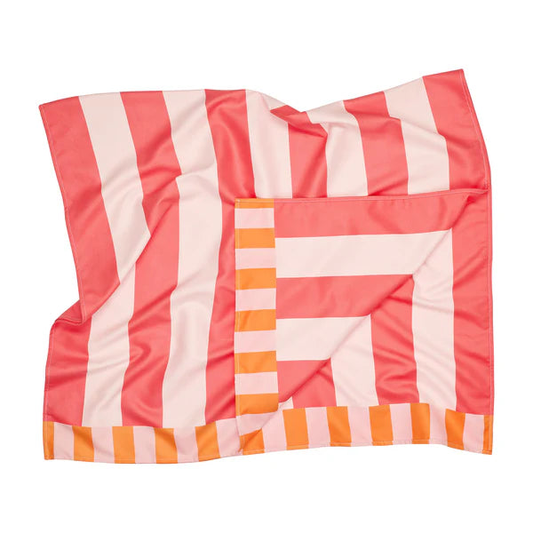 Dock & Bay Quick Dry Towel Raspberry Road